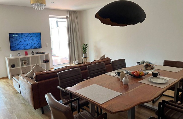 Cosy apartment for 2 guests with WIFI, TV, balcony and pets allowed