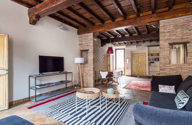 Cosy apartment for 5 guests with A/C, WIFI and TV