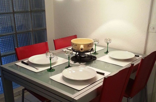 Cosy apartment for 4 people with WIFI, TV, balcony and parking