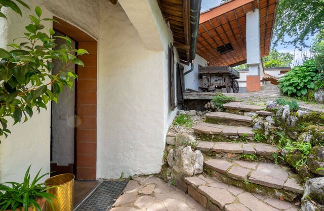 Cosy apartment in villa for 6 people with TV, terrace and pets allowed