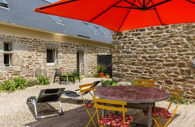 Cosy apartment in villa for 4 guests with WIFI, TV and terrace