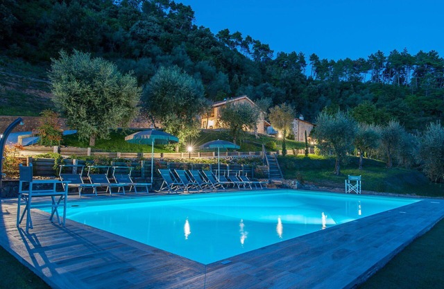 Cosy apartment in villa for 6 guests with WIFI, pool, A/C, TV, terrace, pets allowed and parking