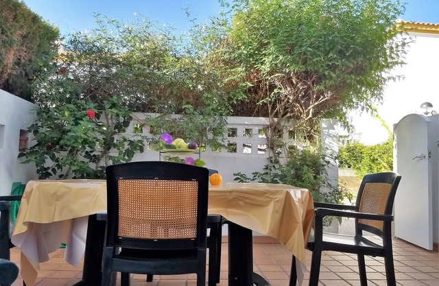 Cosy chalet near the beach, garden, parking, WiFi, satellite TV, airco