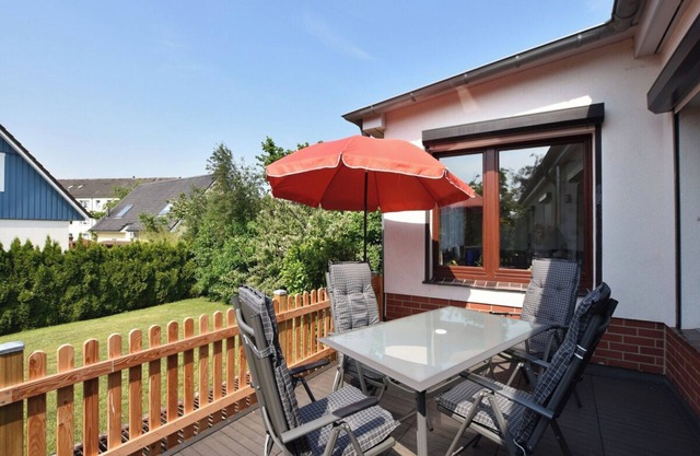 Cosy holiday apartment with a terrace and garden