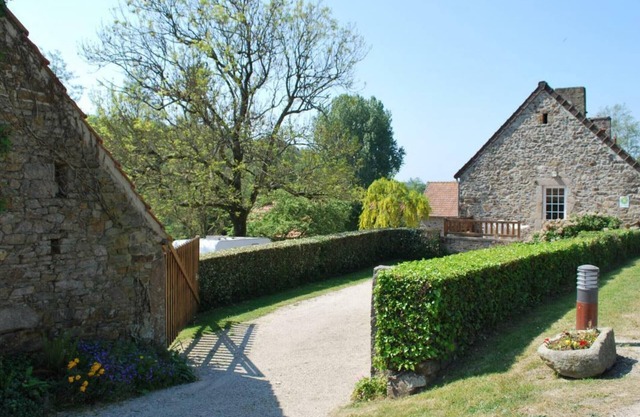 Cosy house in Vasteville, 4 pax, private terrace