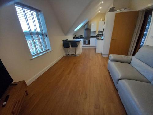 Cosy Spacious 2 bedroom Apartment Free Parking