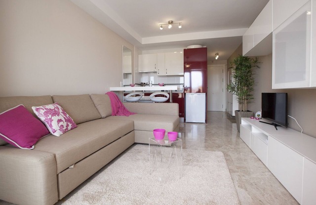 Cosy Studio: in city centre @ beach and golf