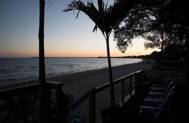 Cottage #7 · Lake Haven Beach Resort