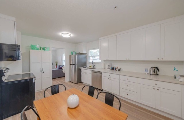 Cottage in Coos Bay S