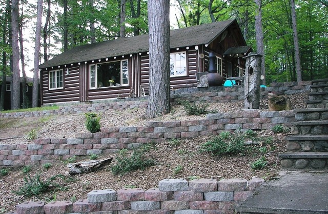 Cottage on Spider Lake, Private Lakefront in Peaceful Setting