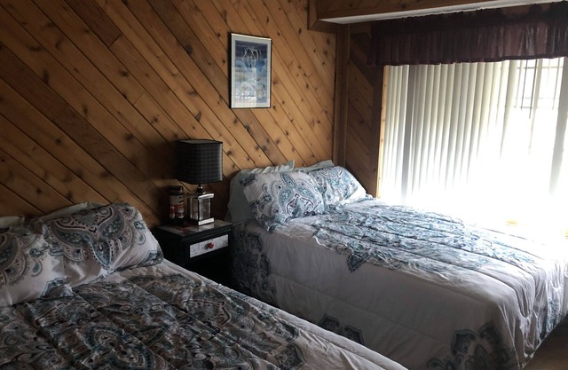 Cottage - Sisters Lakes