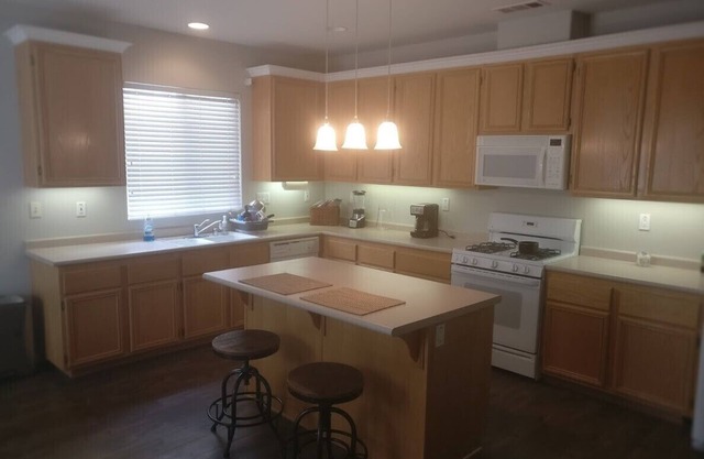 Cottage Style single family home in Southern Californiann