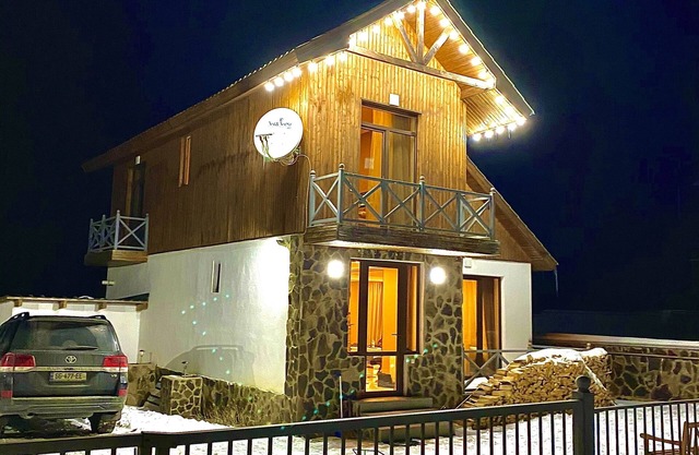 cottages in bakuriani with great view and location