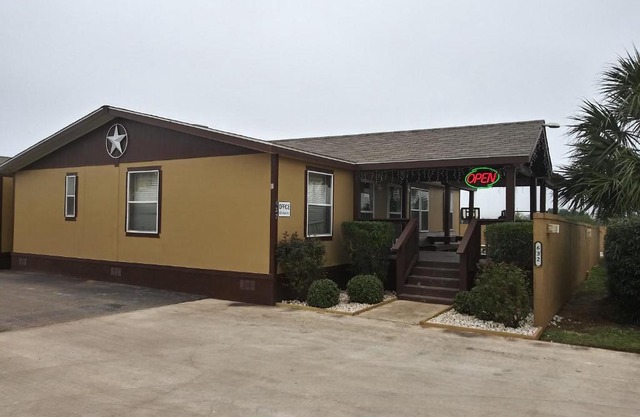 Cotulla Homes