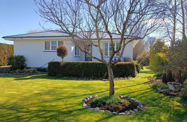 Country Cottage Delight in the Hurunui.n(Spotswood/Cheviot)n