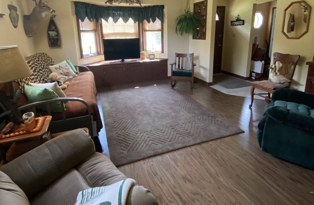 Country Cottage located along the Muskingum River