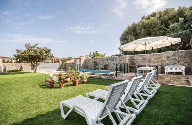 Country house 'La Casita Azul' with private pool, Wi-Fi and air conditioning