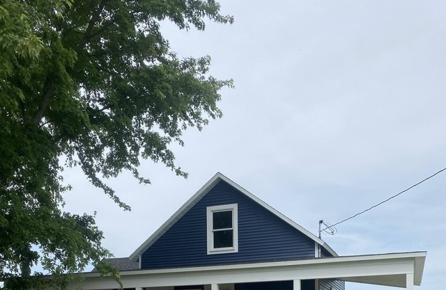Country Farmhouse in Fife lake and near Traverse city