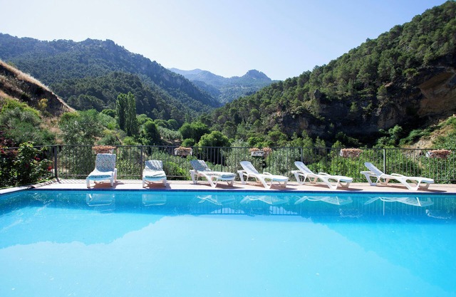 Country House "Finca La Noguera - Sierra Cazorla" with Mountain View & Wi-Fi