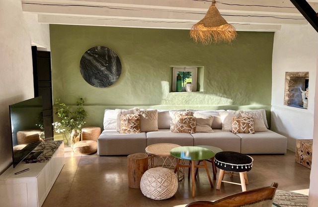 Country side/beach property