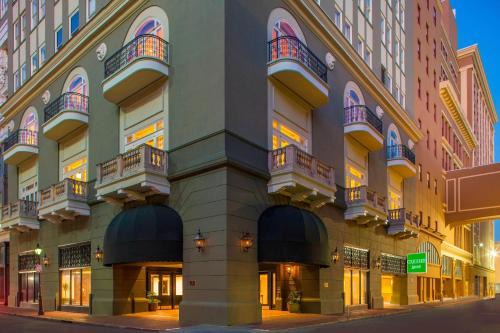 Courtyard by Marriott New Orleans French Quarter/Iberville