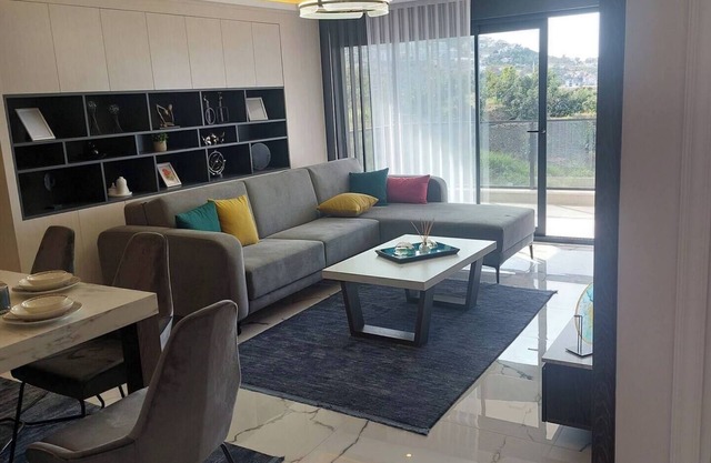 Cozy 1-bedroom apartment in beautiful Alanya with WiFi, fitness room