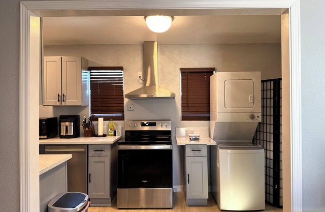 Cozy 1-Bedroom Retreat with In-Unit Laundry