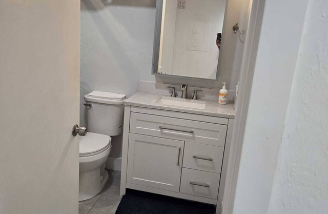 Cozy 1BR Condo in Southwest Florida -Near Beaches, Golf, Shopping & Restaurants