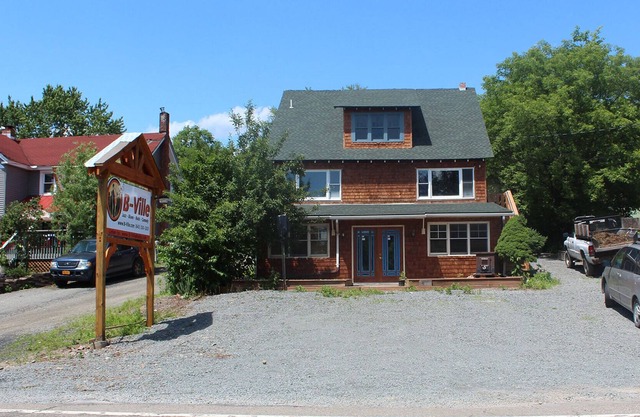Cozy 2 Bdrm In Heart Of Barryville! Raft, Hike On Scenic Byway Rte 97
