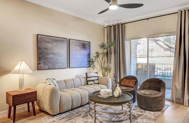 Cozy 2-bedroom condo with AC, WiFi near LV Strip FREE Parking