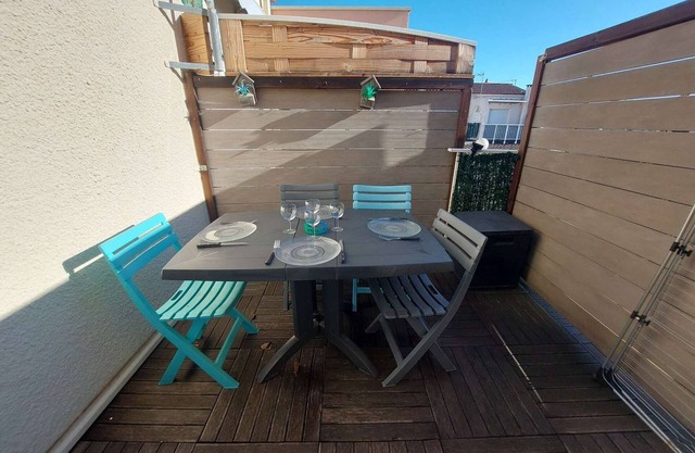 Cozy 2-Room Apartment with A/C, Terrace, Parking for 4 Guests - Marseillan