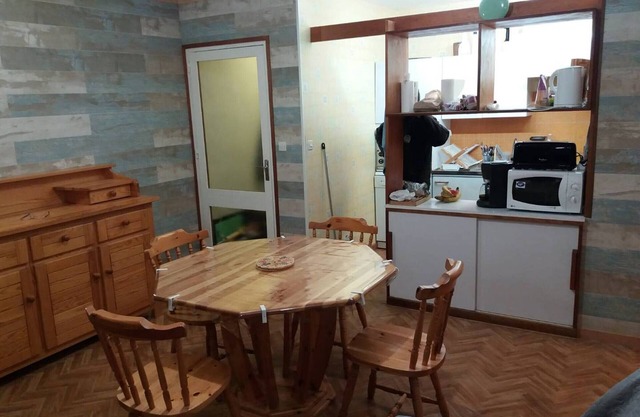 Cozy 2-Room Apartment for 6 with Terrace, Elevator, and Pet-Friendly in Bolquère