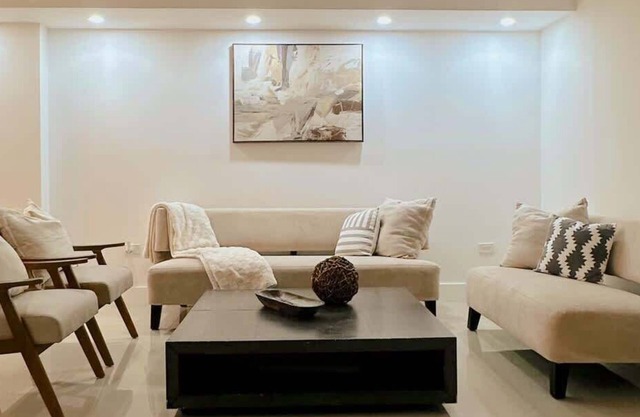 Cozy 2BR, 2B Apt, 4min to Brickell City Center