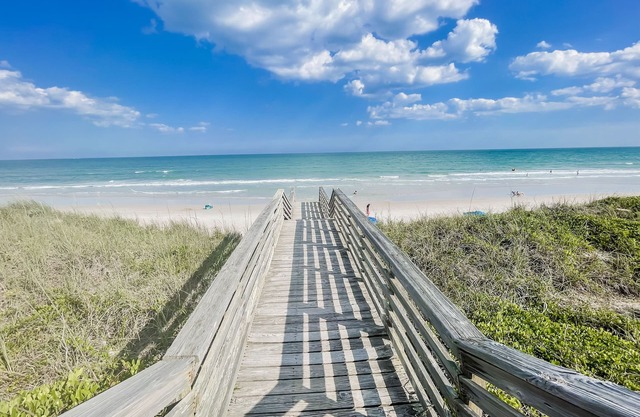 ☀️Cozy 2Br Beach House☀️ with Private Beach Access!