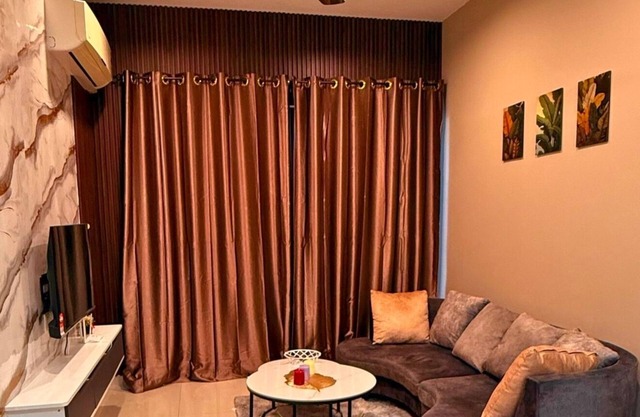 Cozy 2BR Suite @ Country Garden Danga Bay | Near CIQ WiFi Netflix Seafront