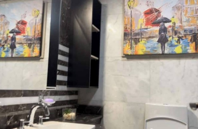 Cozy 3bedr hotel apartment nile view maadi
