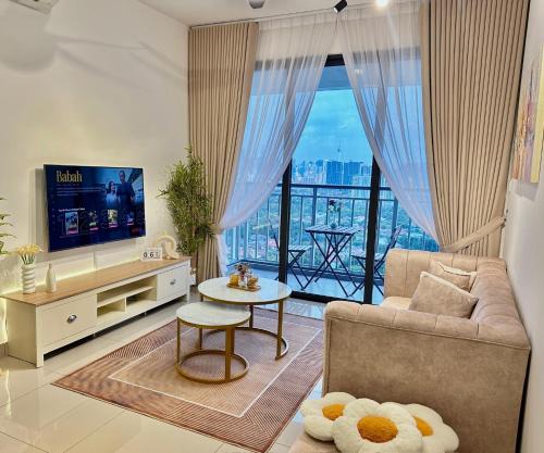 Cozy 3BR Apartment with KLCC View near Batu Caves & Free Parking