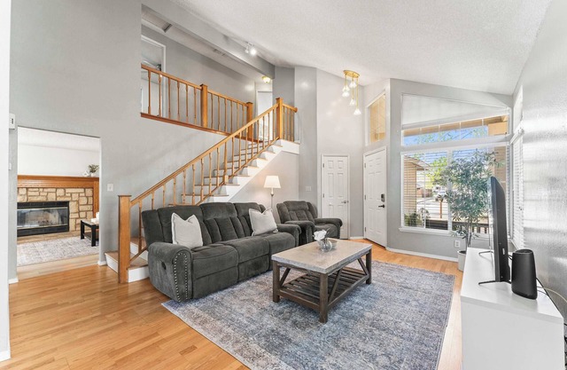 Cozy 3BR Family Home with Patio & BBQ grill, Close to Casinos and Shops