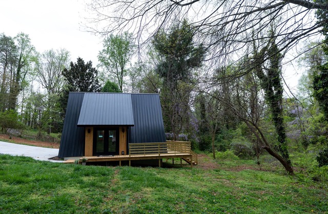 Cozy A-Frame Oasis Close to Furman and Downtown Greenville
