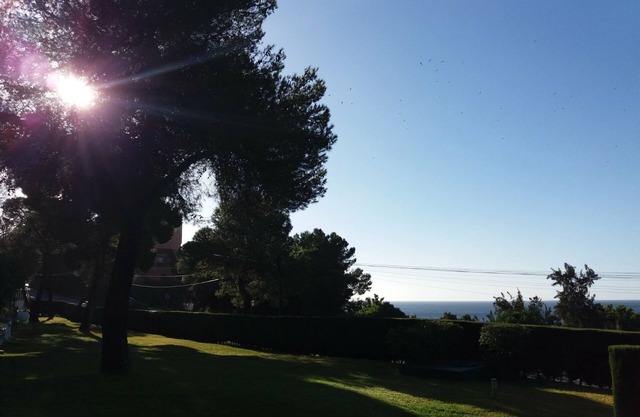 Cozy and modern, overlooking the Mediterranean Sea. Near the beach, harbor and center.