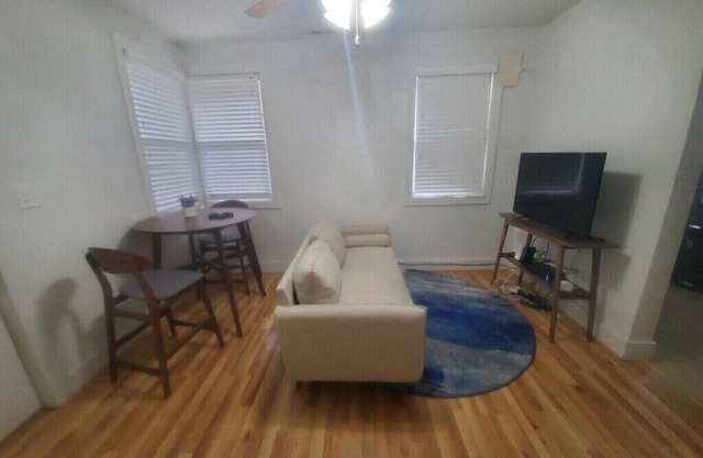 Cozy and quiet Apartment near the beach