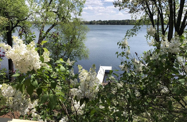Cozy and relaxing retreat on Lake Irogami.