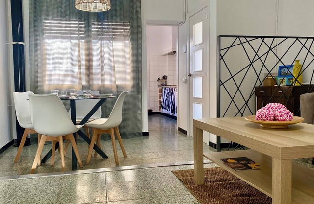 Cozy apartment 200 m from the beach