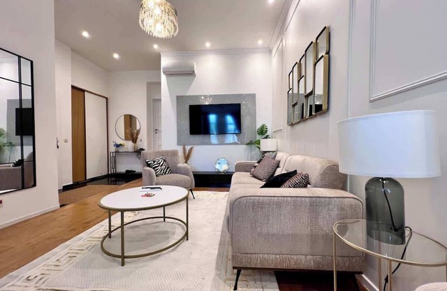 Cozy Apartment for 9 Guests Brussels Midi Station