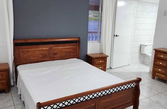 Cozy Apartment, for a relaxing, breath taking experience. Home away from home.