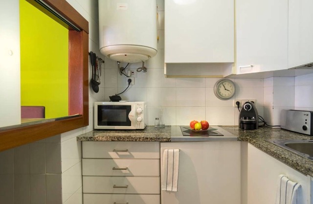 COZY APARTMENT GIRONA CENTRO (discount for 20 days or more)