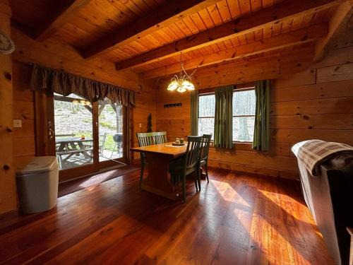 Cozy Cabin