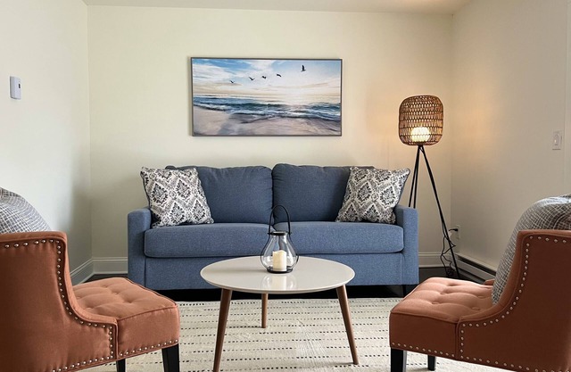 Cozy Casual Condo*Downtown Lake Geneva*