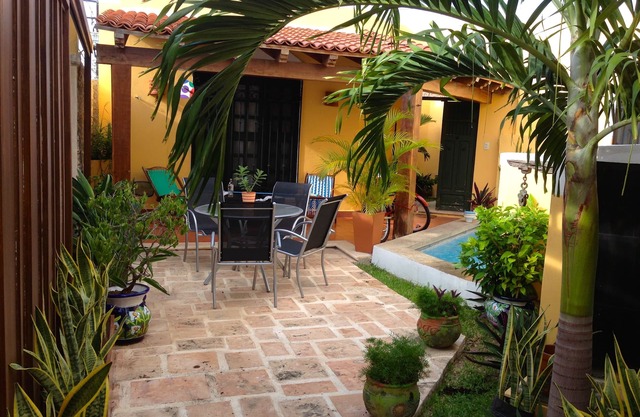 Cozy Charming Casita with Pool; Centro Historico