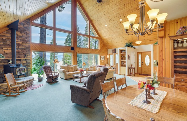 Cozy Chester Home w/Patio & Lake Access!